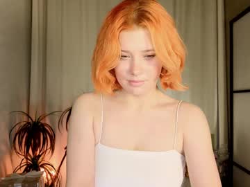 Naked cam girl sophie_sss image #4048980