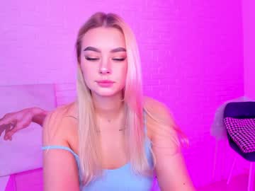 Naked cam girl 8a8y_nura image #1300619