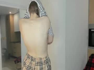 Naked cam girl lynncodrington image #4015214