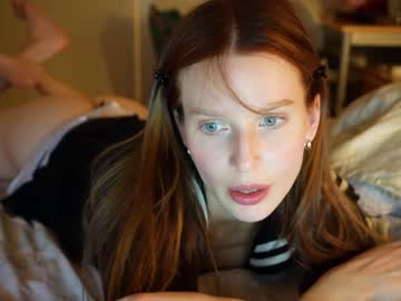 Naked cam girl ellaa91 image #2983347