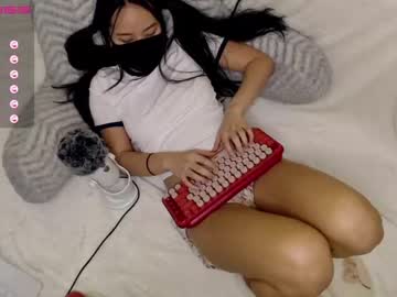 Naked cam girl alice_lee18 image #3568103