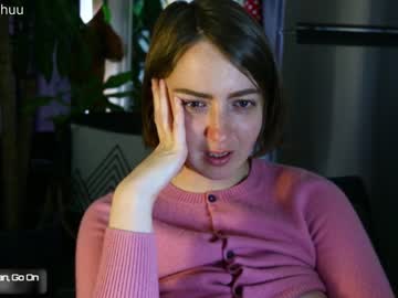 Naked cam girl maeveminx image #1823266