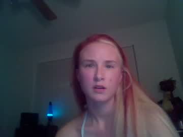 Naked cam girl lessclothesmorefunn image #2679162