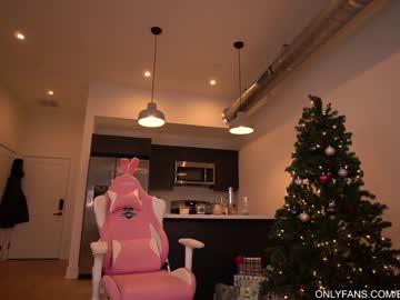 Naked cam girl bailey_eilish image #3344686