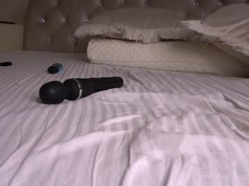 Naked cam girl princessasiana image #2393684