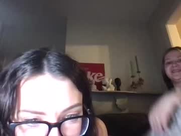Naked cam girl iwantjadelux image #3976997