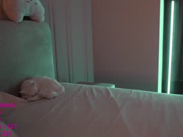 Naked cam girl lindamei image #2446756