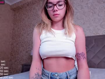 Naked cam girl dossennn image #2044112
