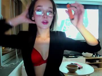 Naked cam girl ellie_leen image #1162363