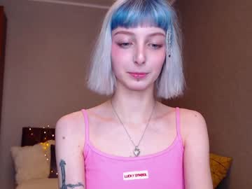 Naked cam girl lit1le_kitty_ image #821169