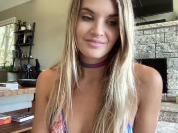 Naked cam girl phoenix_taylor image #1988128