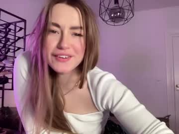 Naked cam girl strawberryjamx image #3100458