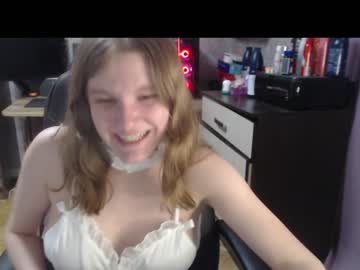Naked cam girl tomato_tease image #703333