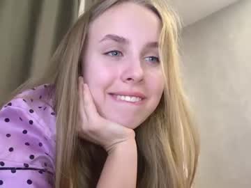 Naked cam girl gosssip image #3722060