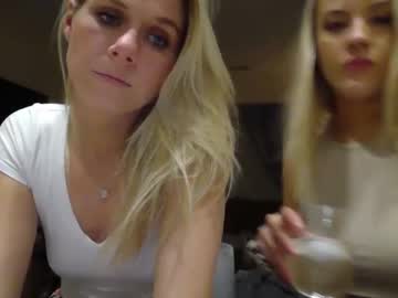 Naked cam girl varsitybaby000 image #402682