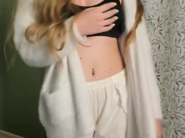 Naked cam girl insemness image #4020977