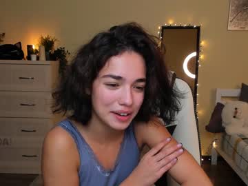 Naked cam girl ella_flar_ image #2891234