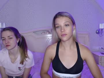 Naked cam couple amy__haris image #2592362