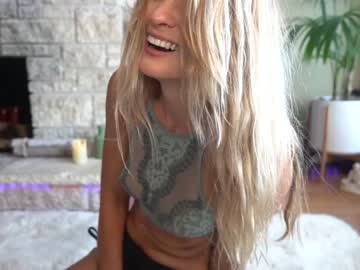 Naked cam girl phoenix_taylor image #1939027