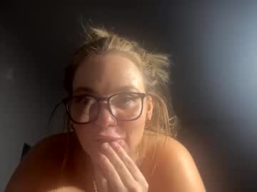 Naked cam girl snackonsophie image #4036477