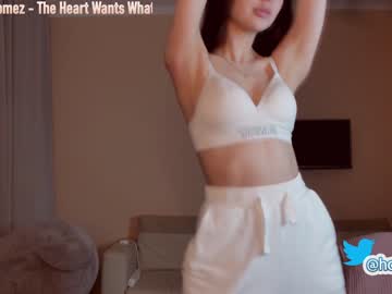 Naked cam girl hollyextra image #1807483