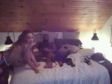 Naked cam couple canadiancouple905 image #3750811