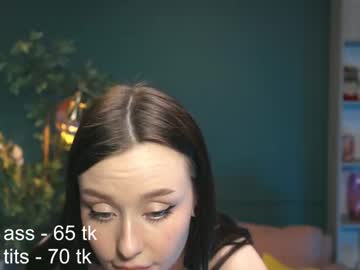 Naked cam girl ella_knockers_xl image #1215476