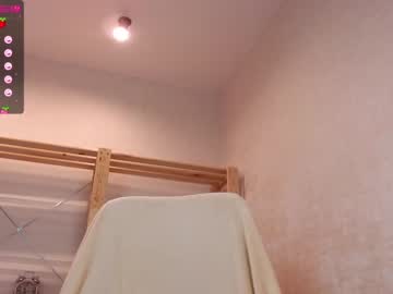 Naked cam girl mila_kimm image #3782543