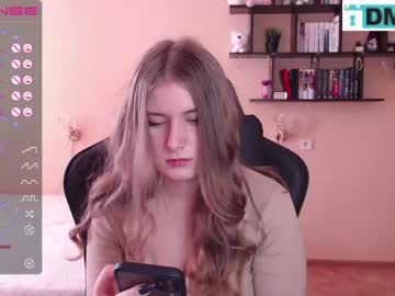 Naked cam girl minnie_olson_ image #3604488