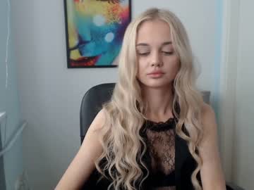 Naked cam girl leila_il image #2194174