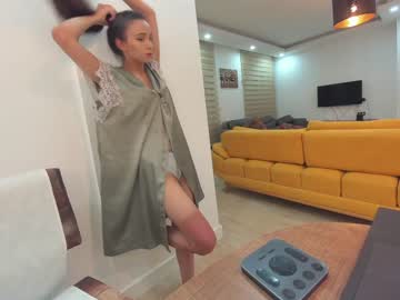 Naked cam girl ehotlovea image #2391478