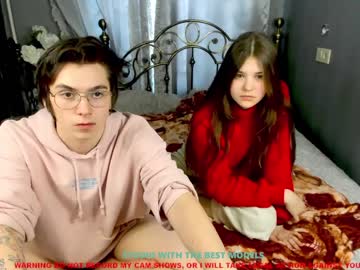 Naked cam couple karolina_coy image #1661969