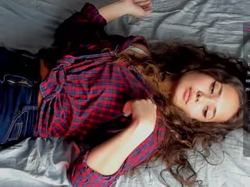 Naked cam girl scottaubrie image #2092119