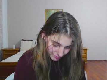 Naked cam girl little_kitt1y_ image #3963521
