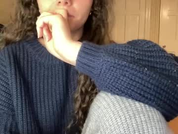 Naked cam girl maddyhasyummypussy image #4078308