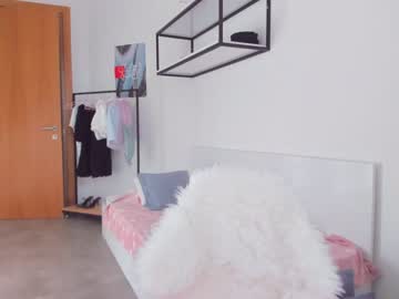 Naked cam girl evelissa image #1756116