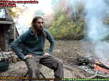 Naked cam couple honeyand_thebear image #2899191