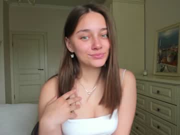 Naked cam girl eleonora_linn image #2164080