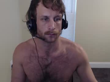 hairyfitdaddy420 naked cam