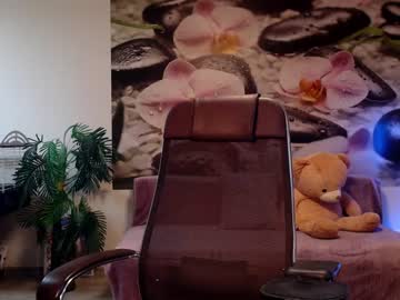 Naked cam girl jennycutey image #2453487