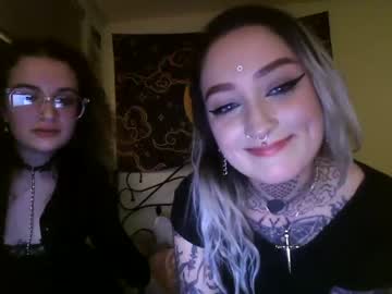 Naked cam couple valebaby99 image #2536067