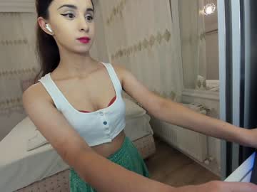 Naked cam girl ehotlovea image #3330601