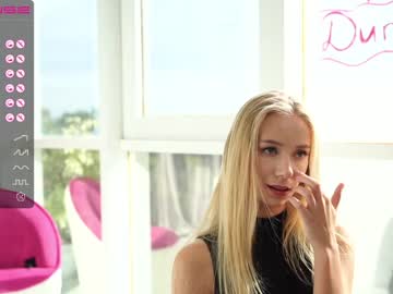 Naked cam girl vika54784 image #2859836