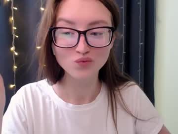Naked cam girl kailaroset image #1696334