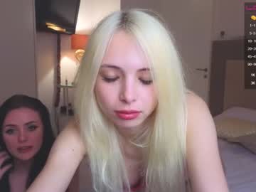 Naked cam couple alisareal image #3707745