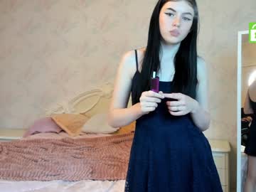 Naked cam girl vivien_cart image #2779334
