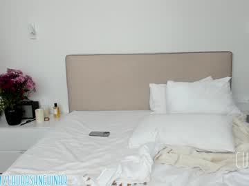 Naked cam girl laura_sanguinar image #2401784