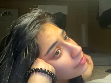 Naked cam girl zoiimaybae22 image #726231