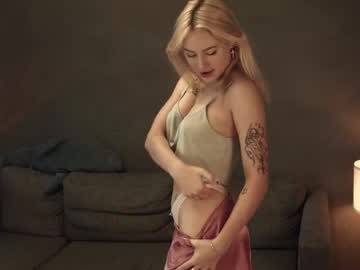 Naked cam couple marilyn_rougee image #3125155