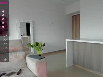 Naked cam girl swt_molly image #1819551